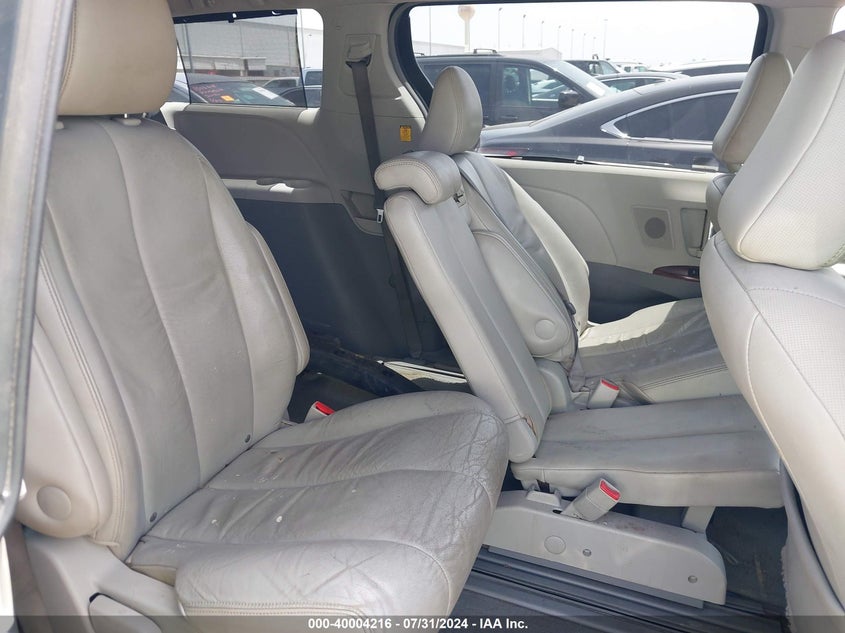 2011 Toyota Sienna Xle V6 VIN: 5TDYK3DC6BS005271 Lot: 40004216