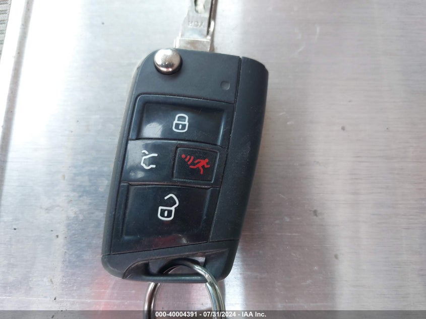 2017 VOLKSWAGEN GOLF SPORTWAGEN TSI S - 3VWU17AU2HM530579