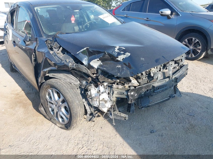 VIN 3MYDLBYV1JY313474 2018 TOYOTA YARIS IA