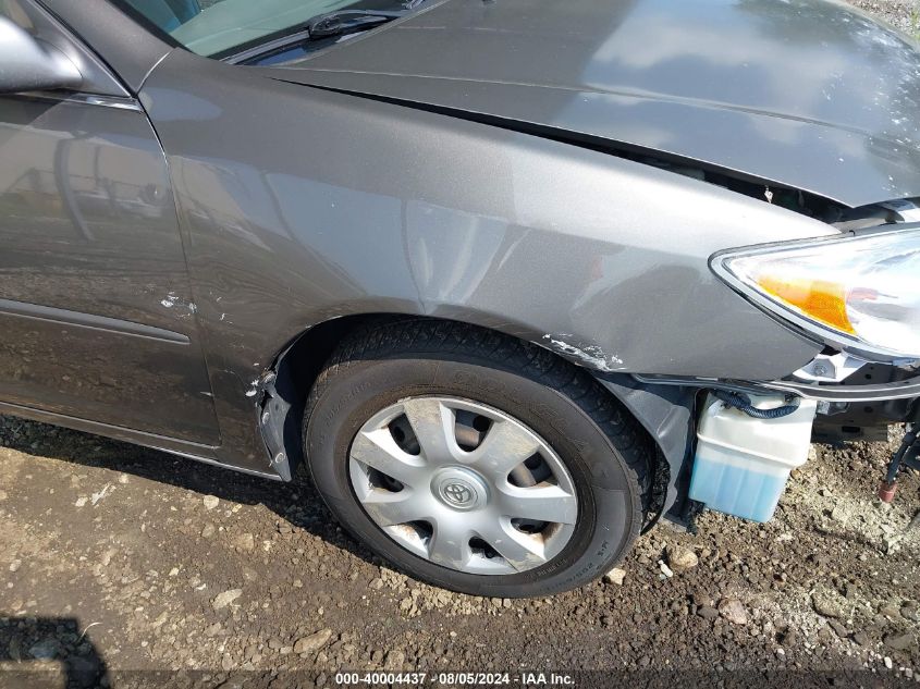 2004 Toyota Camry Le VIN: 4T1BE32K84U844212 Lot: 40004437