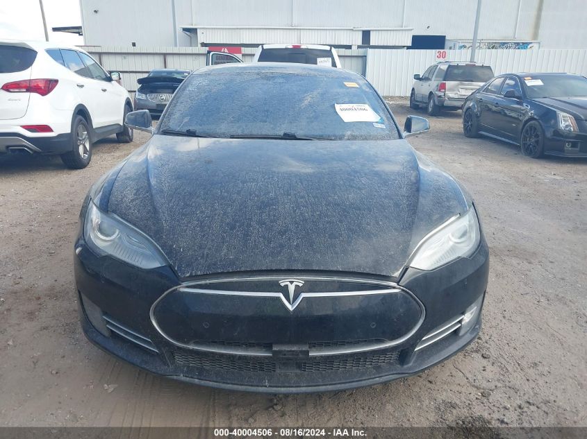 2016 Tesla Model S 90D/P100D/P85D/P90D VIN: 5YJSA1E4XGF126272 Lot: 40004506