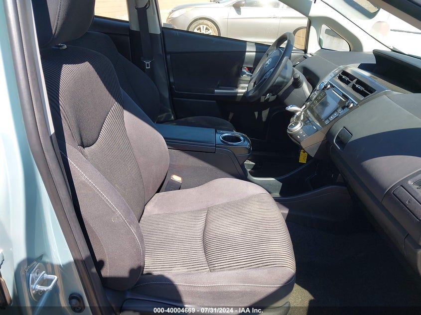 2017 Toyota Prius V Two VIN: JTDZN3EU9HJ058135 Lot: 40004669