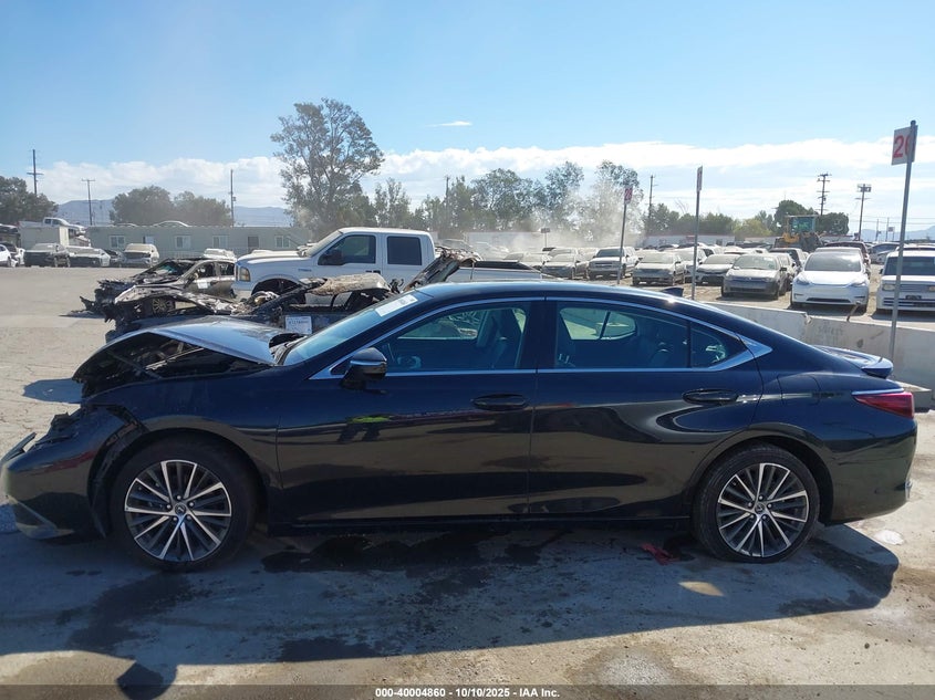 2023 LEXUS ES 300H 58ADA1C15PU031308