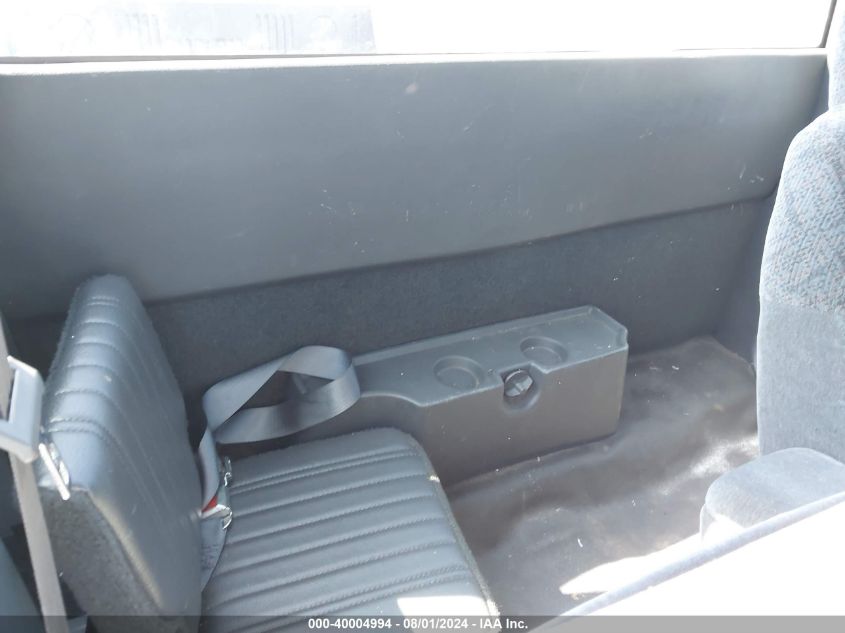 2000 GMC Sonoma Sl VIN: 1GTCS1952Y8315455 Lot: 40004994