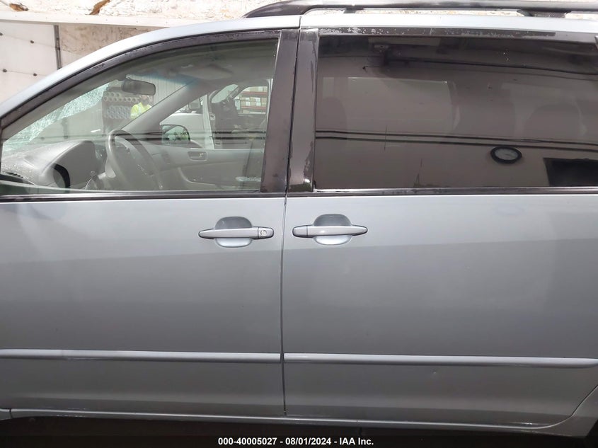 2004 Toyota Sienna Le VIN: 5TDBA23C44S019063 Lot: 40005027