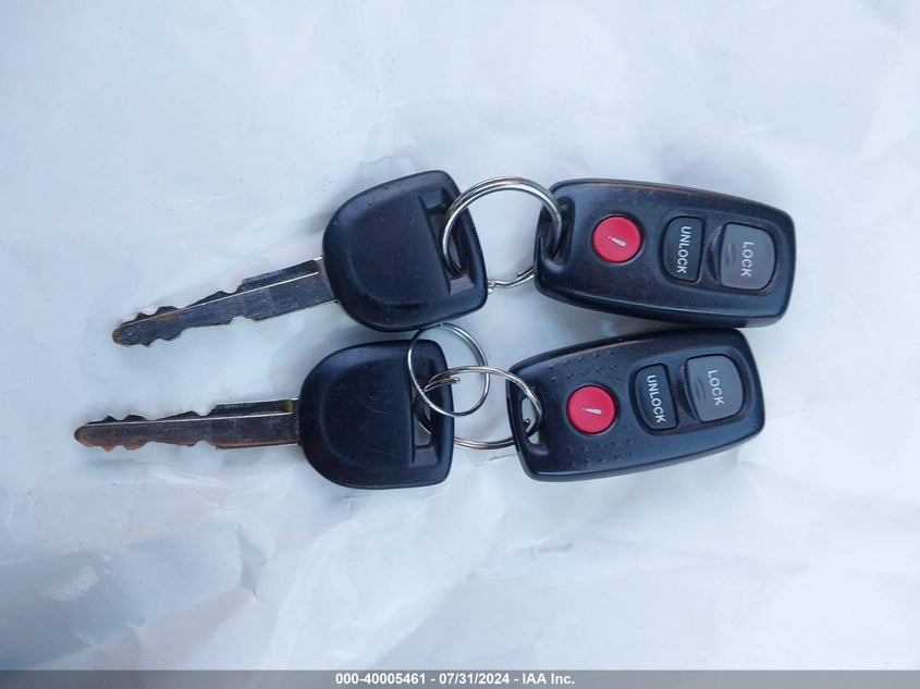 2008 Mazda Mazda3 I VIN: JM1BK32FX81778527 Lot: 40005461