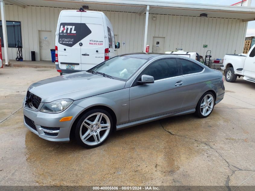 WDDGJ4HBXCF780220 | 2012 MERCEDES-BENZ C 250