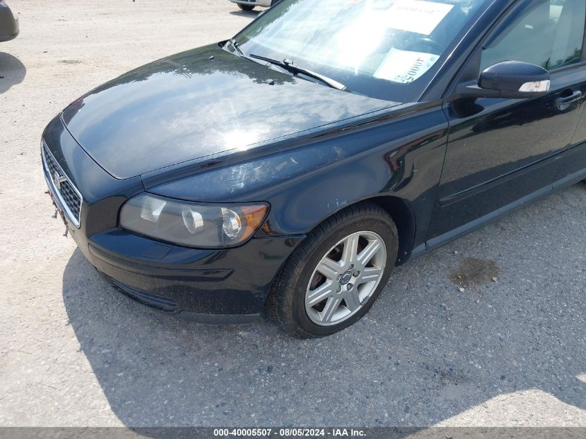 2007 Volvo S40 2.4I VIN: YV1MS382372288365 Lot: 40005507