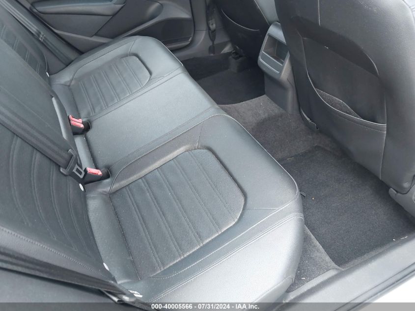 2012 Volkswagen Passat 2.5L Sel VIN: 1VWCH7A39CC038799 Lot: 40005566