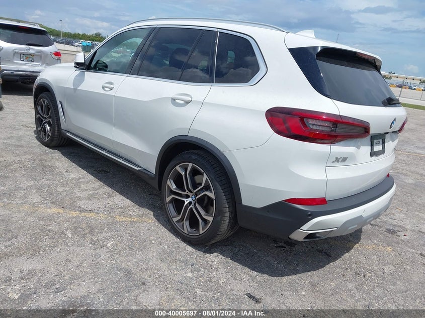 2023 BMW X5(VIN: 5UXCR4C02P9N83049