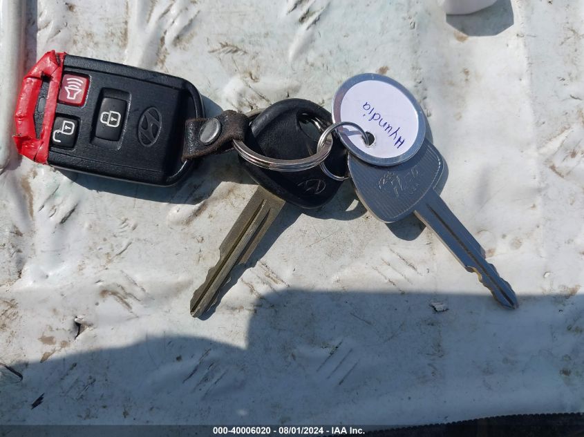 2005 Hyundai Elantra Gls/Gt VIN: KMHDN46D15U081400 Lot: 40006020