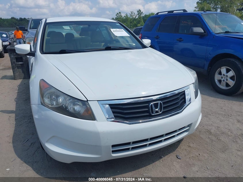 2010 Honda Accord 2.4 Lx VIN: 1HGCP2F30AA013835 Lot: 40006045