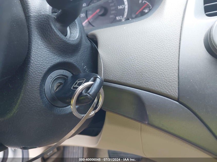 2010 Honda Accord 2.4 Lx VIN: 1HGCP2F30AA013835 Lot: 40006045