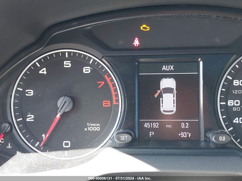 2012 Audi Q5 3.2 Premium VIN: WA1WKAFPOCA104060 Lot: 40006131