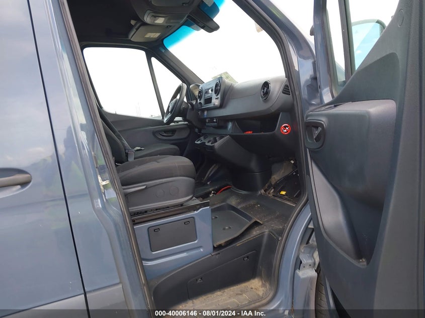 2019 MERCEDES-BENZ SPRINTER 2500 HIGH ROOF V6 - WD4PF1CD6KP142760