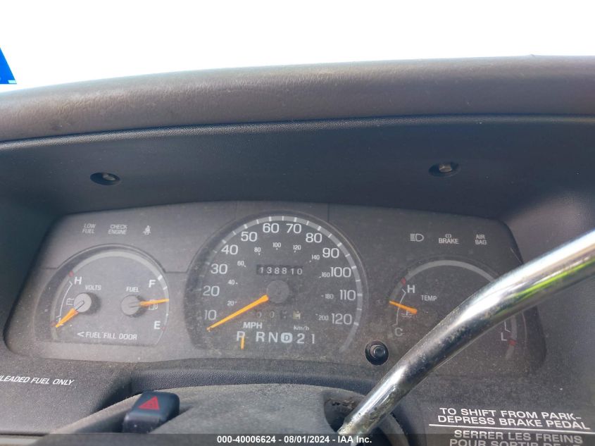 1996 Ford Crown Victoria S VIN: 2FALP72W0TX149359 Lot: 40006624