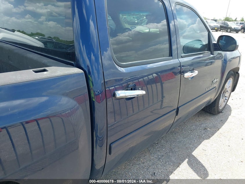 2011 Chevrolet Silverado 1500 Lt VIN: 3GCPCSE07BG205758 Lot: 40006678
