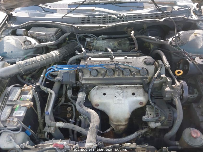 2000 Honda Accord 2.3 Ex VIN: 1HGCG5652YA117353 Lot: 40007074