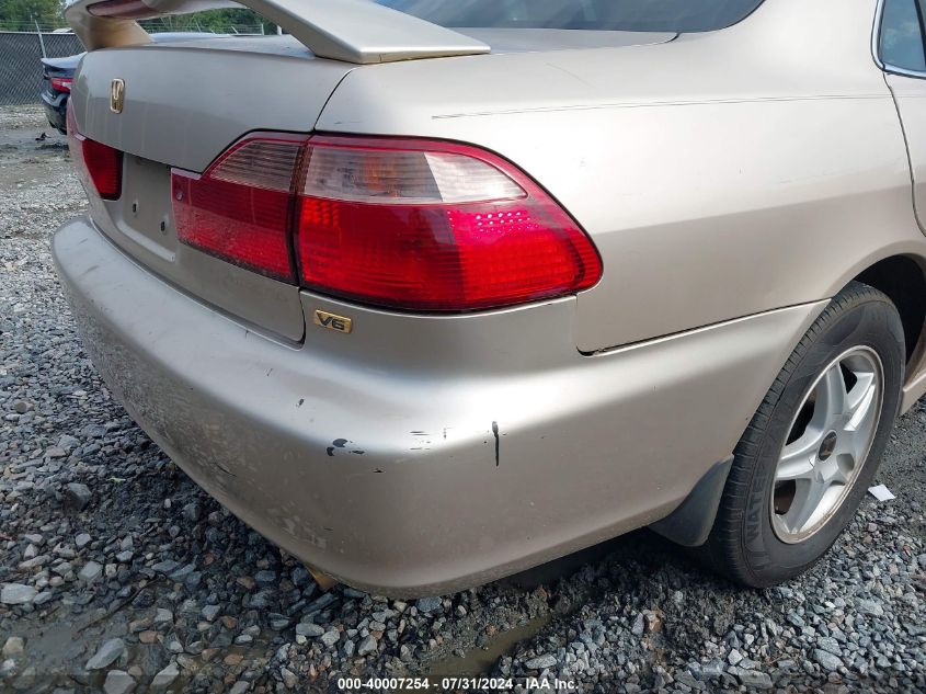 2000 Honda Accord 3.0 Ex VIN: 1HGCG1658YA084268 Lot: 40007254