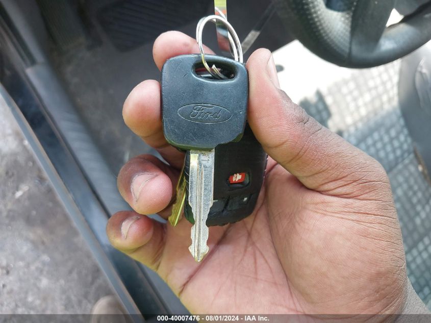 2001 Ford Escape Xls VIN: 1FMYU01B31KB60673 Lot: 40007476