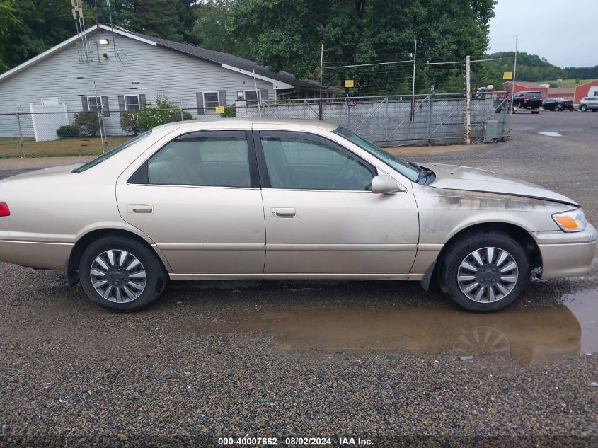 2000 Toyota Camry Le VIN: JT2BG28K4Y0515612 Lot: 40007662