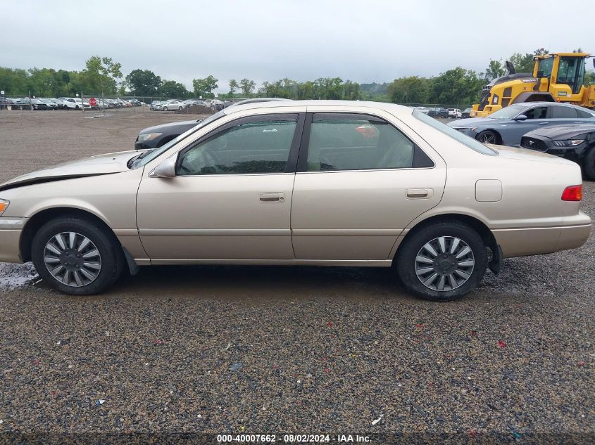 2000 Toyota Camry Le VIN: JT2BG28K4Y0515612 Lot: 40007662