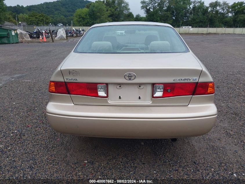2000 Toyota Camry Le VIN: JT2BG28K4Y0515612 Lot: 40007662