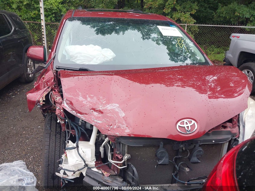 2015 Toyota Sienna Xle 8 Passenger VIN: 5TDYK3DC8FS586312 Lot: 40007796