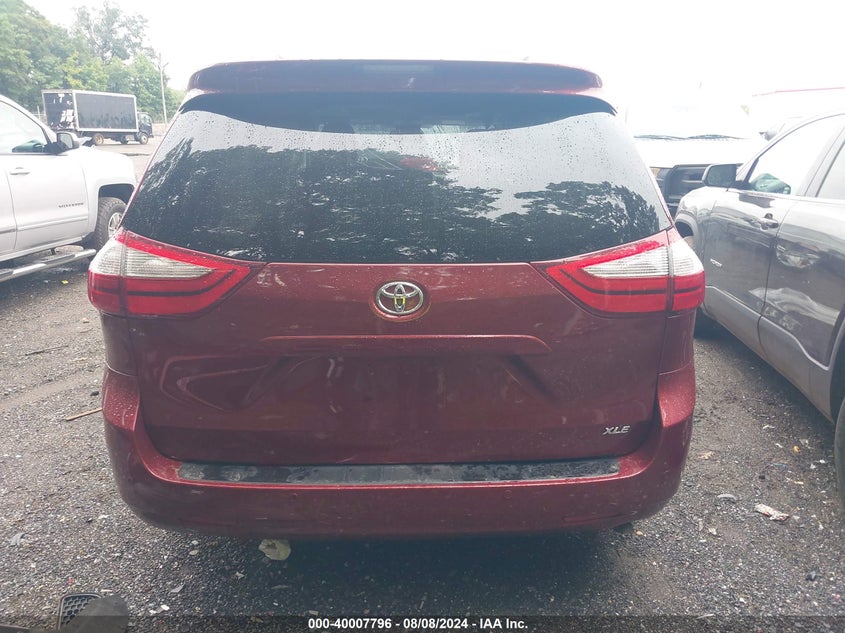 2015 Toyota Sienna Xle 8 Passenger VIN: 5TDYK3DC8FS586312 Lot: 40007796