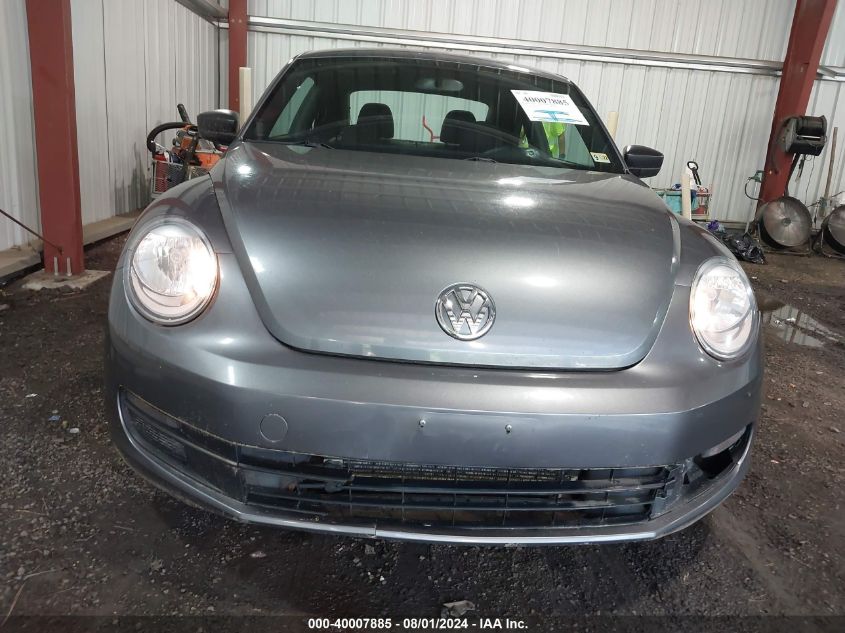 2014 Volkswagen Beetle 2.5L Entry VIN: 3VWFP7AT7EM627609 Lot: 40007885