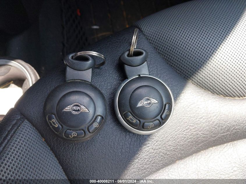 2010 Mini Cooper S Clubman VIN: WMWMM3C52ATP75847 Lot: 40008211