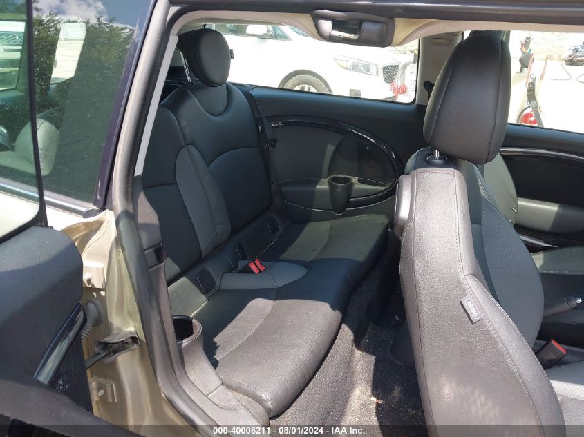 2010 Mini Cooper S Clubman VIN: WMWMM3C52ATP75847 Lot: 40008211