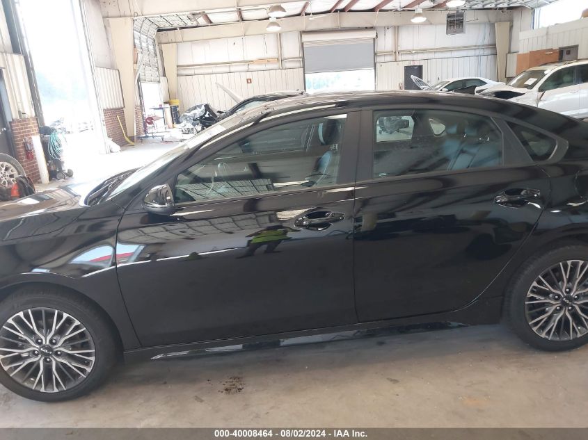 2024 Kia Forte Gt-Line VIN: 3KPF54AD2RE712793 Lot: 40008464