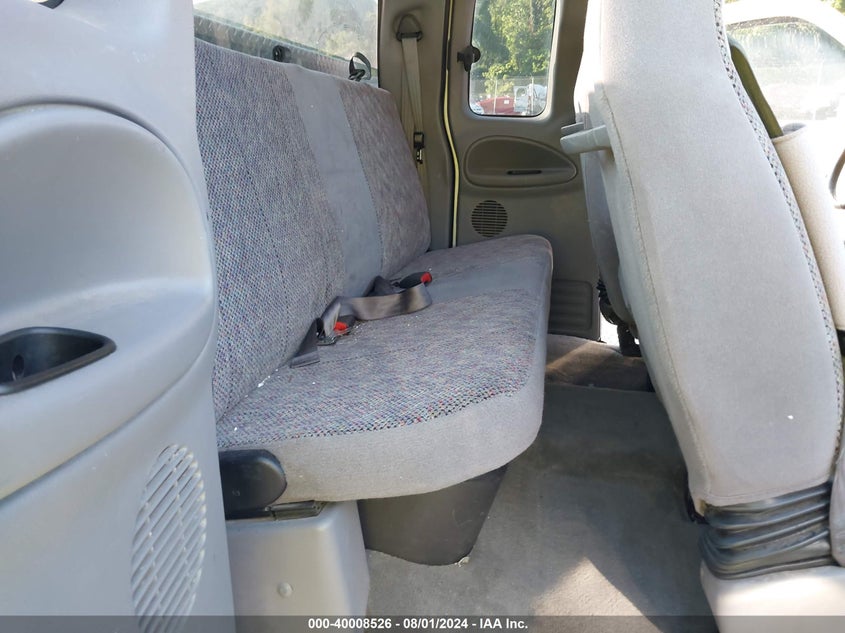 2001 Dodge Ram 1500 VIN: 1B7HC13Z41J582352 Lot: 40008526