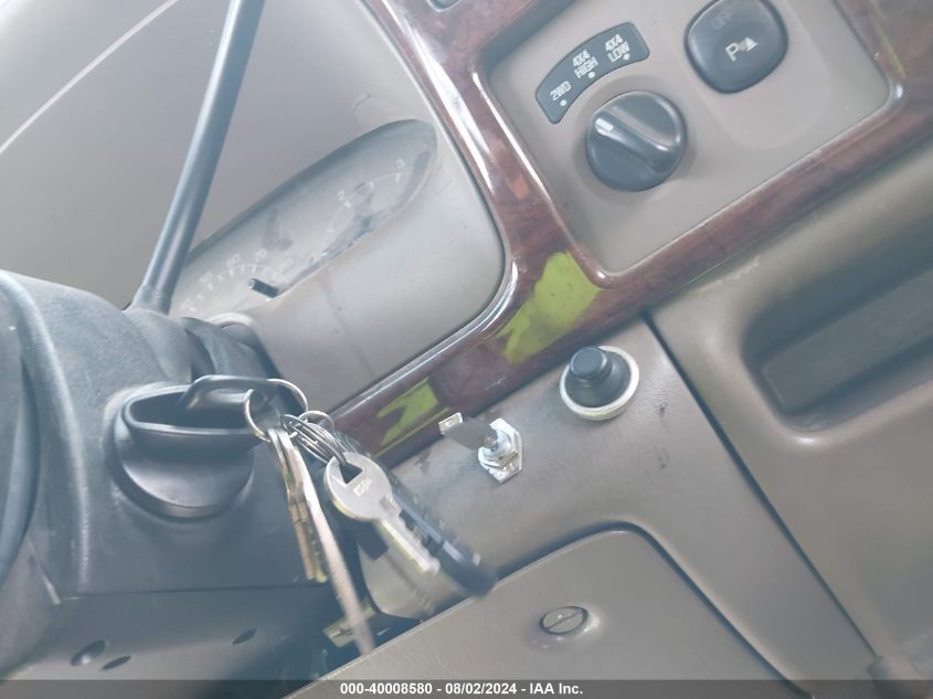 2000 Ford F-350 Lariat/Xl/Xlt VIN: 1FTSW31F3YEA65225 Lot: 40008580