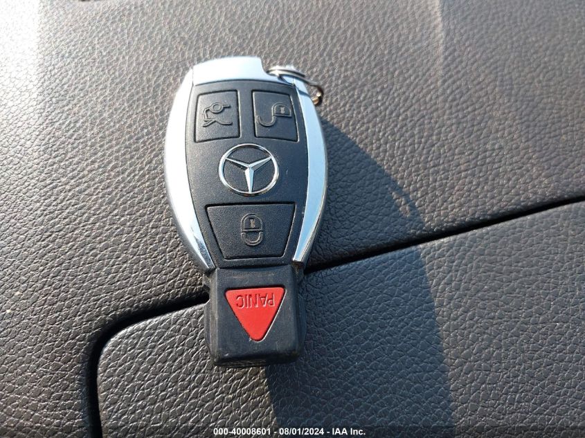 2010 Mercedes-Benz C 300 Luxury 4Matic/Sport 4Matic VIN: WDDGF8BB5AR111964 Lot: 40008601