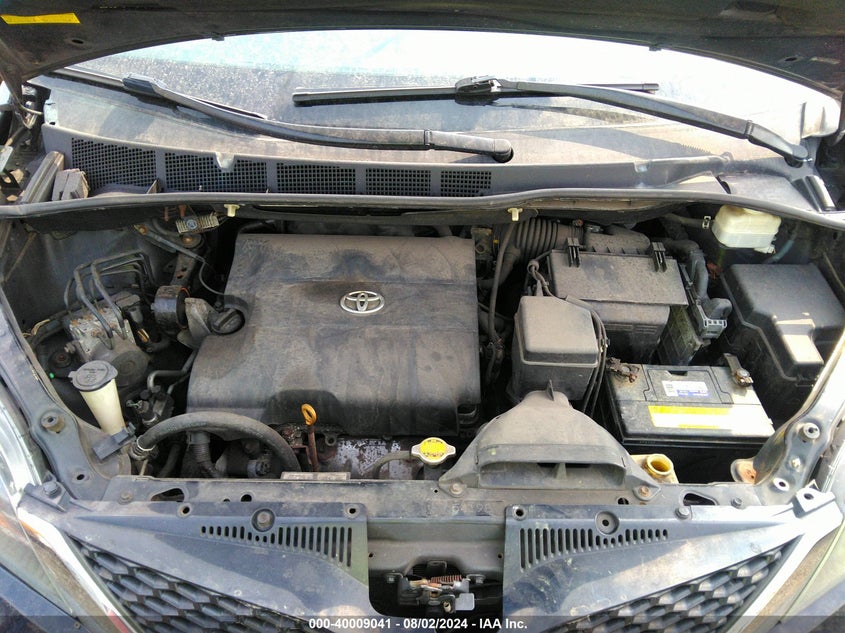 2012 Toyota Sienna Se 8 Passenger VIN: 5TDXK3DC5CS264668 Lot: 40009041