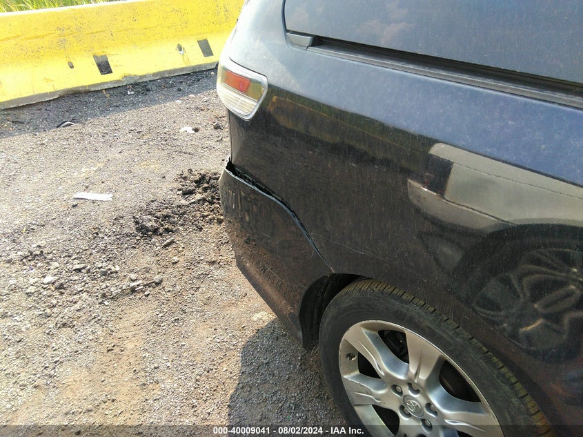 2012 Toyota Sienna Se 8 Passenger VIN: 5TDXK3DC5CS264668 Lot: 40009041