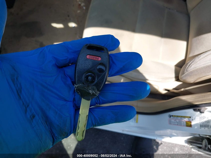 2007 Honda Civic Lx VIN: 1HGFA16577L117780 Lot: 40009052