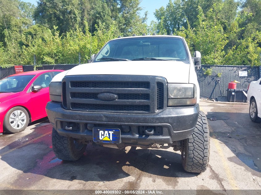 2000 Ford F250 Super Duty VIN: 1FTNF21F1YEB19810 Lot: 40009302
