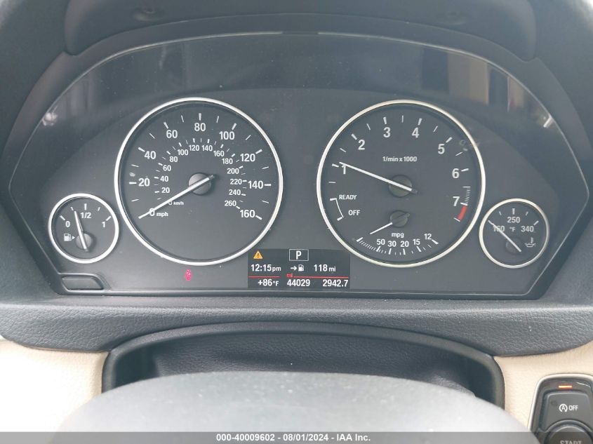 2017 BMW 320I VIN: WBA8E1G54HNU12784 Lot: 40009602