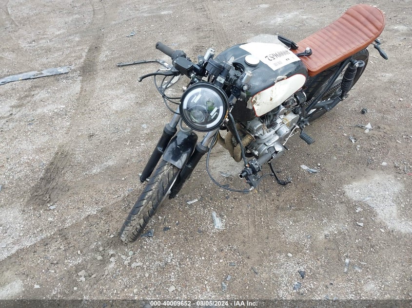 1977 SUZUKI GS550 VIN: JM1BPBCM1K1142465