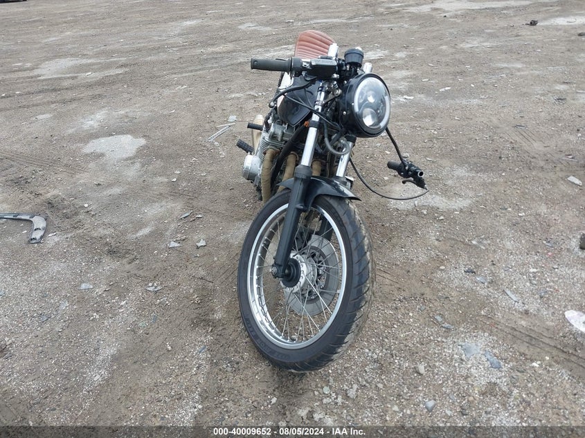 1977 SUZUKI GS550 VIN: JM1BPBCM1K1142465