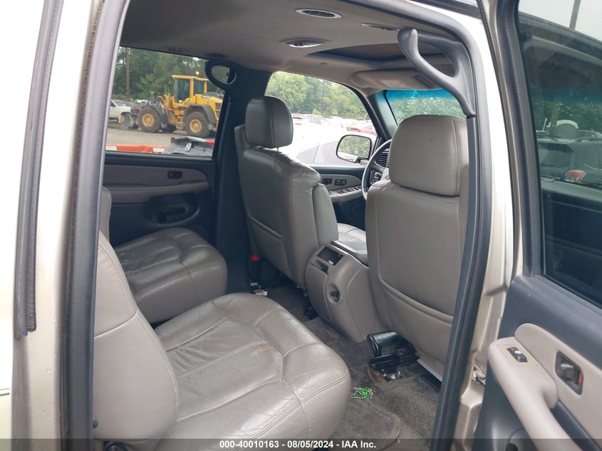 2002 Chevrolet Suburban 1500 Lt VIN: 3GNFK16Z22G312391 Lot: 40010163