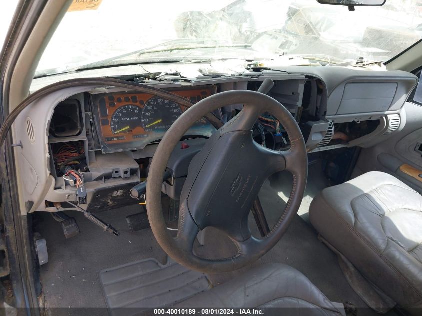 1998 GMC Sierra 1500 Sl Wideside VIN: 1GTEC19W1WE550913 Lot: 40010189