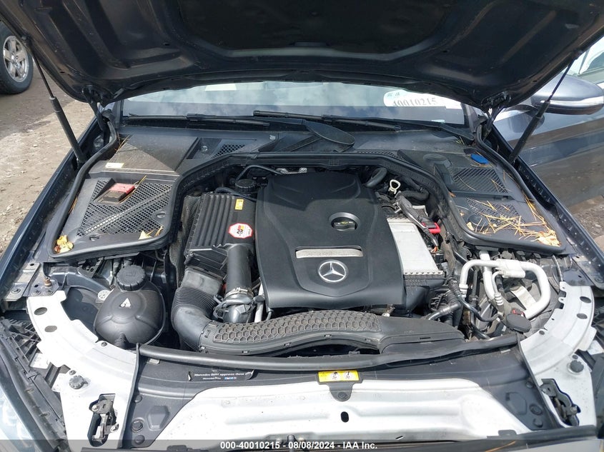 2015 Mercedes-Benz C 300 VIN: 55SWF4KBXFU027925 Lot: 40010215