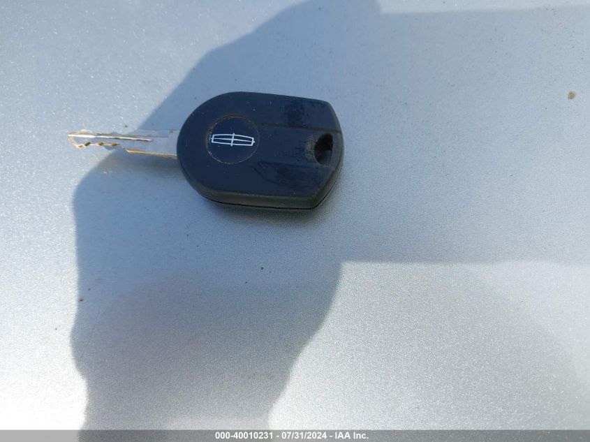 2007 Lincoln Mkx VIN: 2LMDU88C67BJ32689 Lot: 40010231