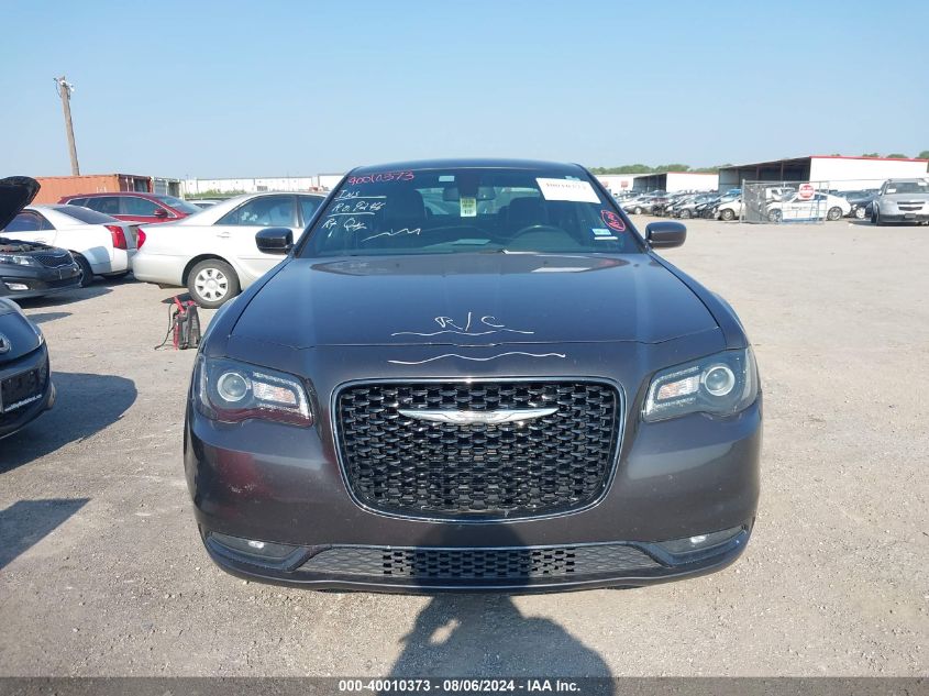 2C3CCAGGXKH586030 2019 Chrysler 300 300S Awd