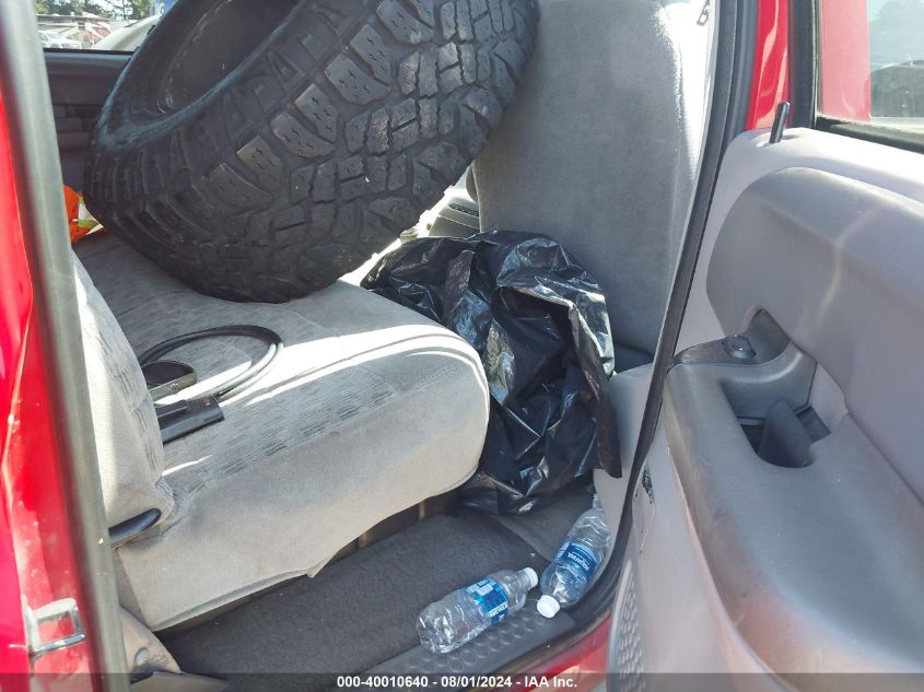 1999 Ford F-350 Srw Super Duty VIN: 1FTSW31F6XEE08155 Lot: 40010640