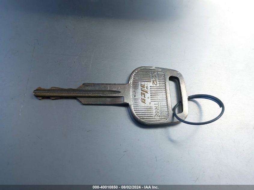 1994 Toyota Previa Le VIN: JT3AC12R0R1150358 Lot: 40010850